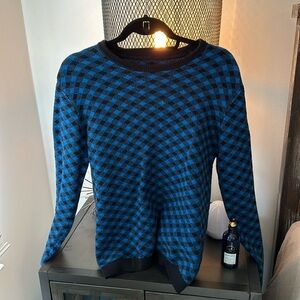 Public opinion medium worn